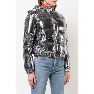 Alice + Olivia Durham hooded metallic silver puffer jacket with down fill size M